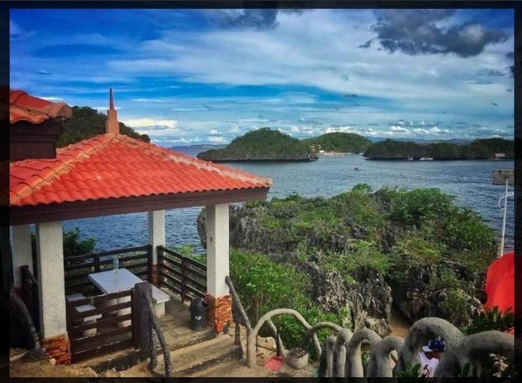 Carribean Transient House Bed & Breakfast Lucap Exterior photo