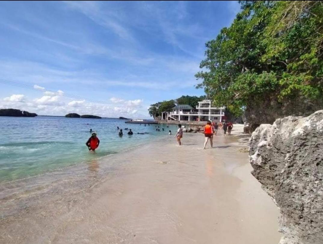 Carribean Transient House Bed & Breakfast Lucap Exterior photo
