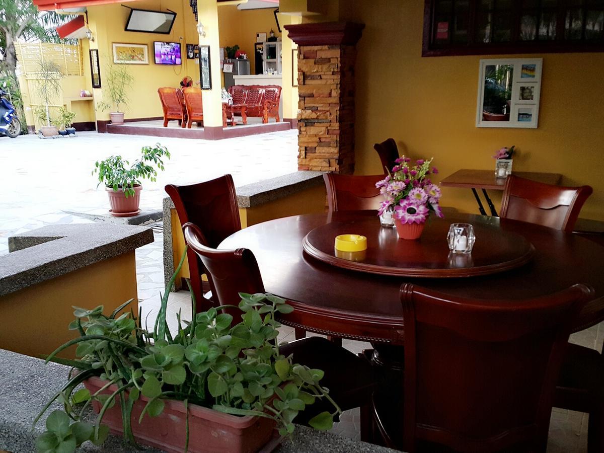 Carribean Transient House Bed & Breakfast Lucap Exterior photo